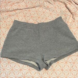 Aritzia Tna cozyaf fleece shorts